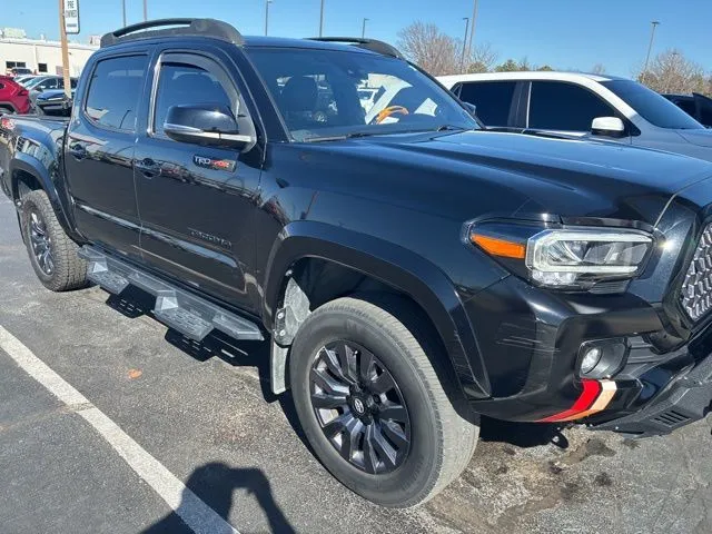 Black 2022 Toyota Tacoma Limited for sale in Tulsa, OK