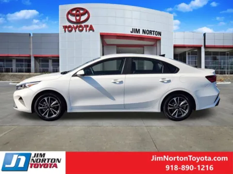 More photos of 2023 Kia Forte LXS at Jim Norton Toyota, OK