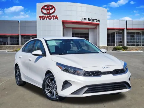 White 2023 Kia Forte LXS for sale in Tulsa, OK