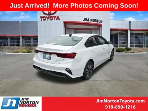 More photos of 2023 Kia Forte LXS at Jim Norton Toyota, OK