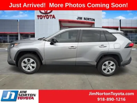 More photos of 2019 Toyota RAV4 LE at Jim Norton Toyota, OK