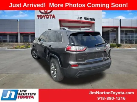 Photos of 2019 Jeep Cherokee Latitude Plus for sale in Tulsa, OK at Jim Norton Toyota