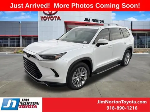 Another view of 2026 Toyota Grand Highlander Platinum for sale in Tulsa, OK at Jim Norton Toyota