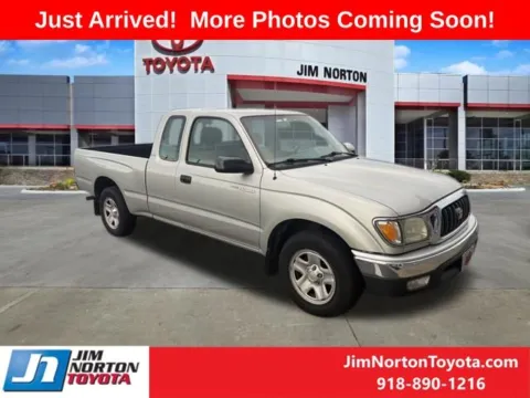 Silver 2004 Toyota Tacoma for sale in Tulsa, OK