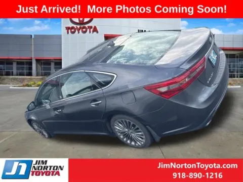 More photos of 2016 Toyota Avalon Limited at Jim Norton Toyota, OK