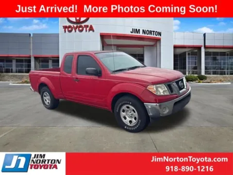 Red 2010 Nissan Frontier SE for sale in Tulsa, OK