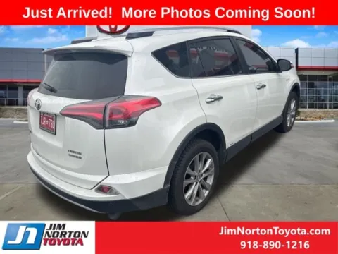 More photos of 2018 Toyota RAV4 Hybrid Limited at Jim Norton Toyota, OK