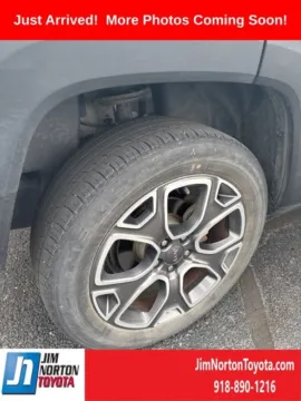 More photos of 2018 Jeep Renegade Limited at Jim Norton Toyota, OK