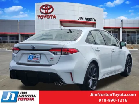 More photos of 2025 Toyota Corolla Hybrid SE at Jim Norton Toyota, OK
