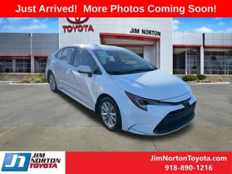 White 2025 Toyota Corolla LE for sale in Tulsa, OK