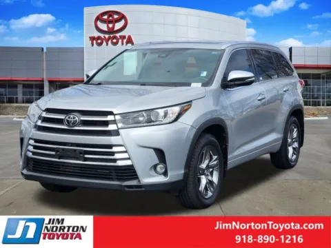 Another view of 2019 Toyota Highlander Limited Platinum for sale in Tulsa, OK at Jim Norton Toyota