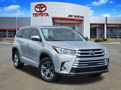 Silver 2019 Toyota Highlander Limited Platinum for sale in Tulsa, OK