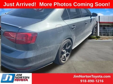 More photos of 2017 Volkswagen Jetta GLI at Jim Norton Toyota, OK