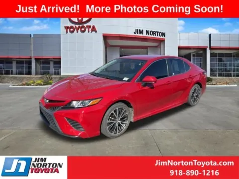 Photos of 2020 Toyota Camry SE for sale in Tulsa, OK at Jim Norton Toyota