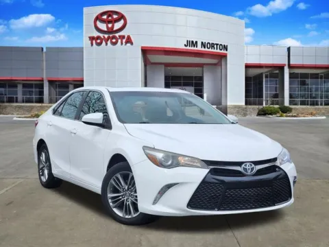 White 2017 Toyota Camry SE for sale in Tulsa, OK