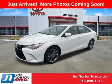 Photos of 2017 Toyota Camry SE for sale in Tulsa, OK at Jim Norton Toyota