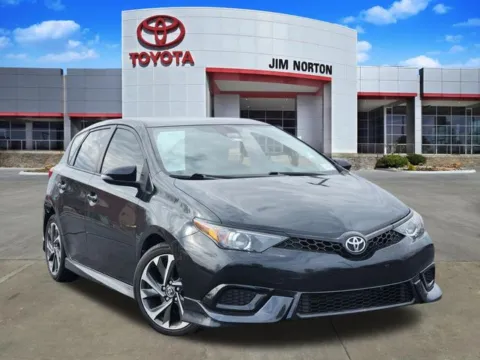 Black 2018 Toyota Corolla iM for sale in Tulsa, OK