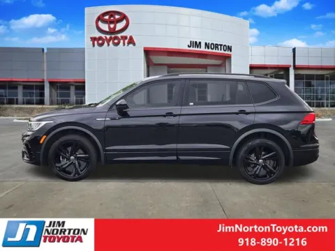 More photos of 2023 Volkswagen Tiguan 2.0T SE R-Line Black at Jim Norton Toyota, OK