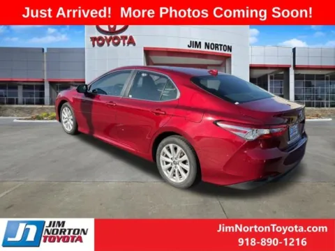 More photos of 2020 Toyota Camry LE at Jim Norton Toyota, OK