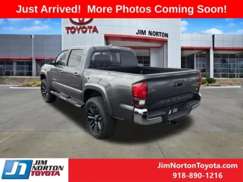 More photos of 2018 Toyota Tacoma SR5 at Jim Norton Toyota, OK