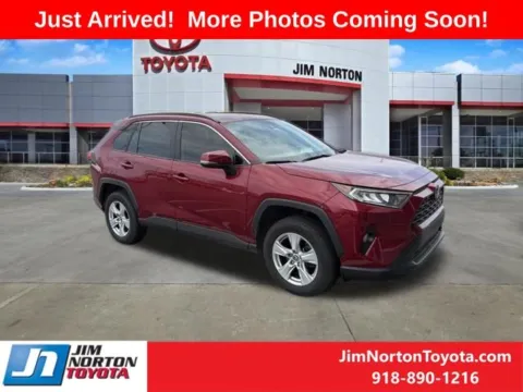 Red 2019 Toyota RAV4 XLE for sale in Tulsa, OK