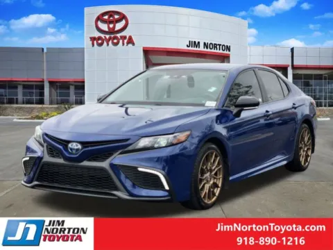 Another view of 2023 Toyota Camry Hybrid SE for sale in Tulsa, OK at Jim Norton Toyota