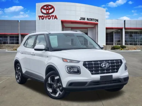 White 2025 Hyundai Venue SEL for sale in Tulsa, OK