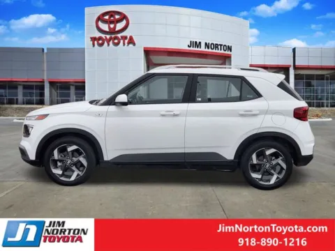 More photos of 2025 Hyundai Venue SEL at Jim Norton Toyota, OK