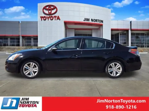 More photos of 2012 Nissan Altima 3.5 SR at Jim Norton Toyota, OK