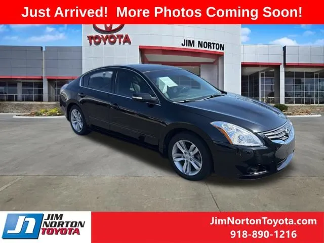 Black 2012 Nissan Altima 3.5 SR for sale in Tulsa, OK