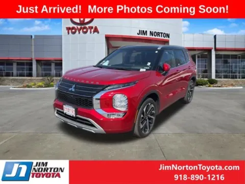 Photos of 2023 Mitsubishi Outlander SEL for sale in Tulsa, OK at Jim Norton Toyota