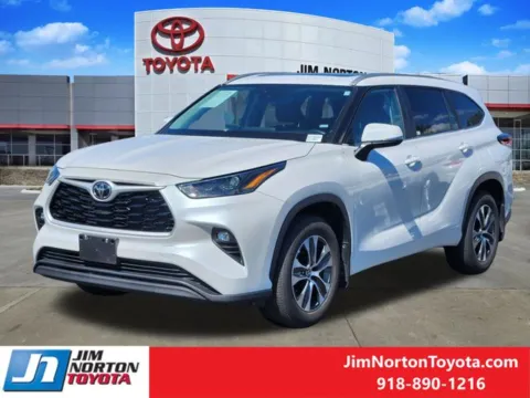 Another view of 2025 Toyota Highlander XLE for sale in Tulsa, OK at Jim Norton Toyota