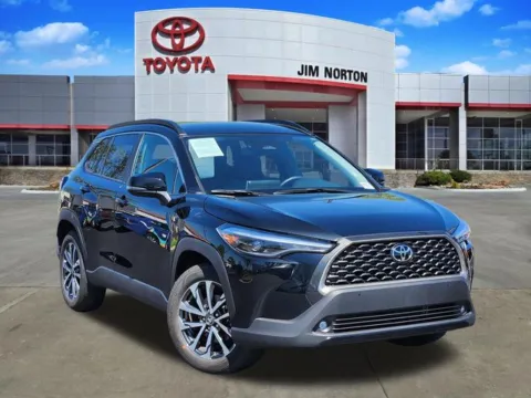 Black 2025 Toyota Corolla Cross XLE for sale in Tulsa, OK