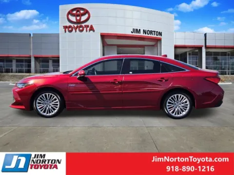 More photos of 2021 Toyota Avalon Hybrid Limited at Jim Norton Toyota, OK