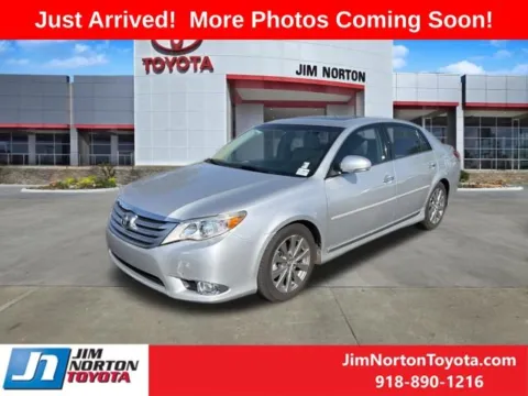 Photos of 2011 Toyota Avalon Limited for sale in Tulsa, OK at Jim Norton Toyota