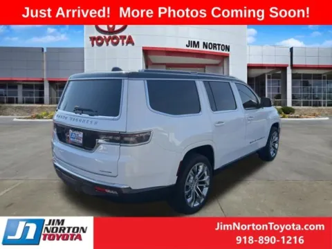 Another view of 2022 Jeep Grand Wagoneer Series II for sale in Tulsa, OK at Jim Norton Toyota