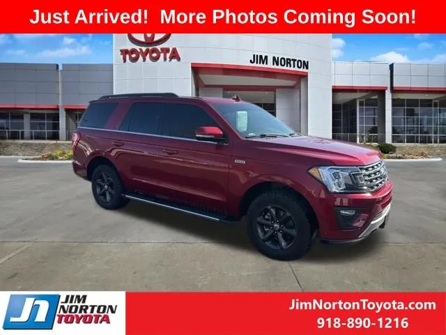 Red 2018 Ford Expedition XLT for sale in Tulsa, OK