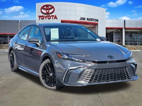 Gray 2025 Toyota Camry SE for sale in Tulsa, OK