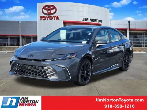 Another view of 2025 Toyota Camry SE for sale in Tulsa, OK at Jim Norton Toyota
