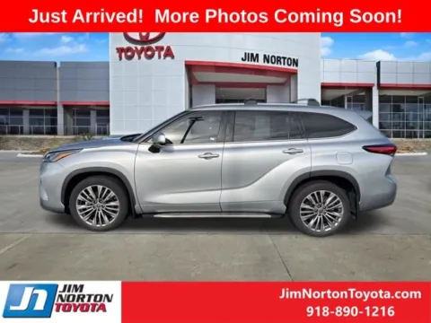 Another view of 2022 Toyota Highlander Platinum for sale in Tulsa, OK at Jim Norton Toyota