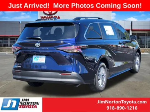 Another view of 2026 Toyota Sienna LE for sale in Tulsa, OK at Jim Norton Toyota