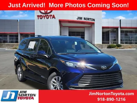 Black 2026 Toyota Sienna LE for sale in Tulsa, OK