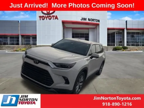 Photos of 2024 Toyota Grand Highlander Limited for sale in Tulsa, OK at Jim Norton Toyota