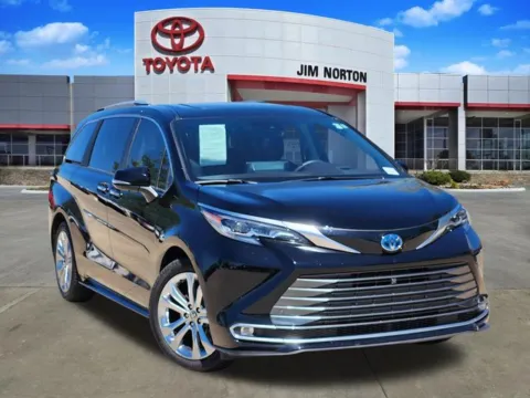 Black 2024 Toyota Sienna Platinum for sale in Tulsa, OK