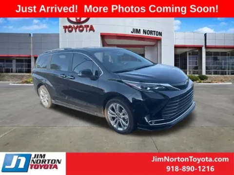 Black 2024 Toyota Sienna Platinum for sale in Tulsa, OK
