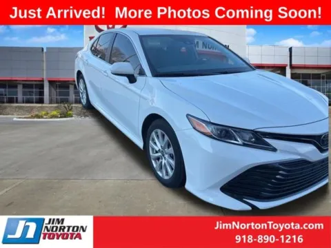 White 2020 Toyota Camry LE for sale in Tulsa, OK
