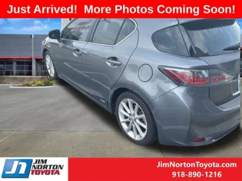 More photos of 2012 Lexus CT 200h at Jim Norton Toyota, OK
