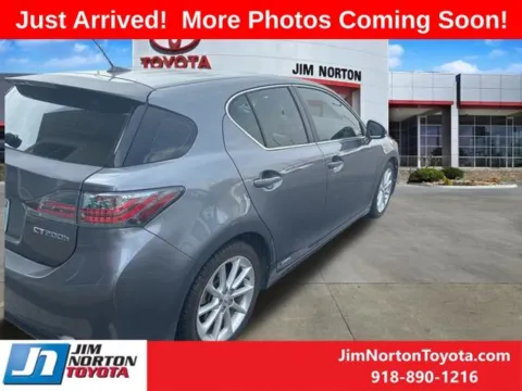 More photos of 2012 Lexus CT 200h at Jim Norton Toyota, OK