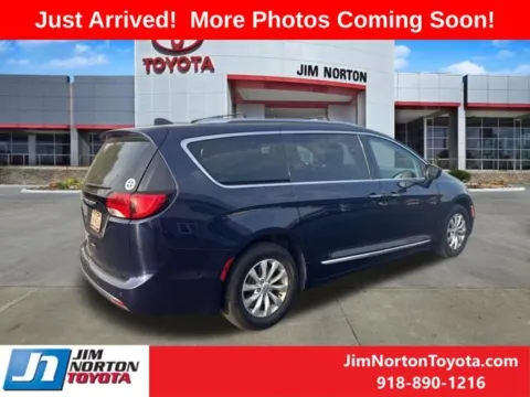 Another view of 2018 Chrysler Pacifica Touring L for sale in Tulsa, OK at Jim Norton Toyota