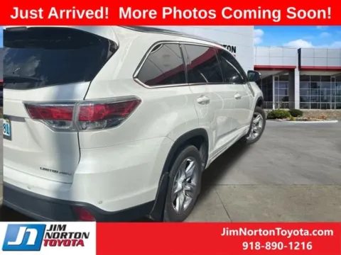 More photos of 2016 Toyota Highlander Limited Platinum V6 at Jim Norton Toyota, OK